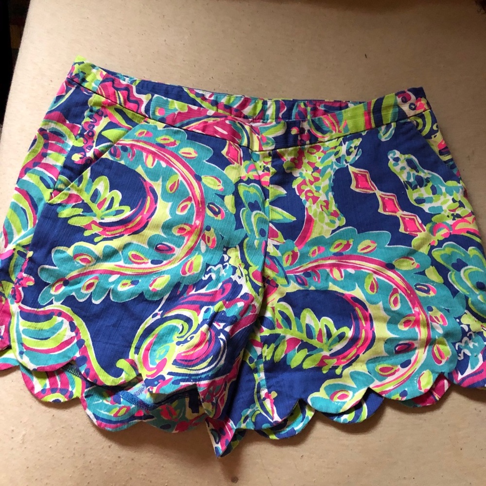 Lily Pulitzer Scallop Shorts